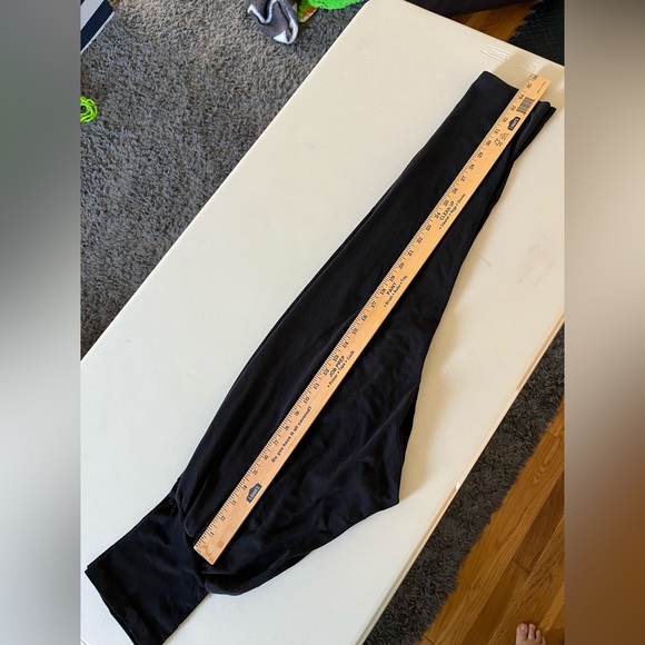 MOTHERHOOD MATERNITY BASIC LAYERING SECRET FIT BELLY MATERNITY BLACK LEGGINGS - Picture 3 of 9